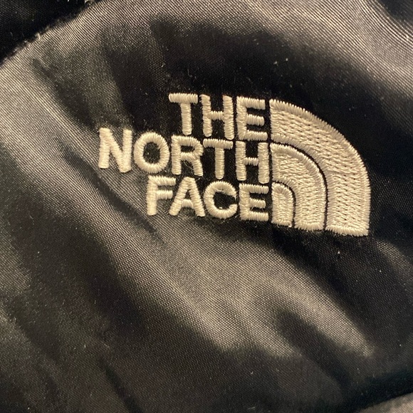 THE NORTH FACE 550 Girl BLACK Nylon QUILTED Goose Down PUFFER VEST Size L ⭐️⭐️⭐️ - Picture 13 of 14
